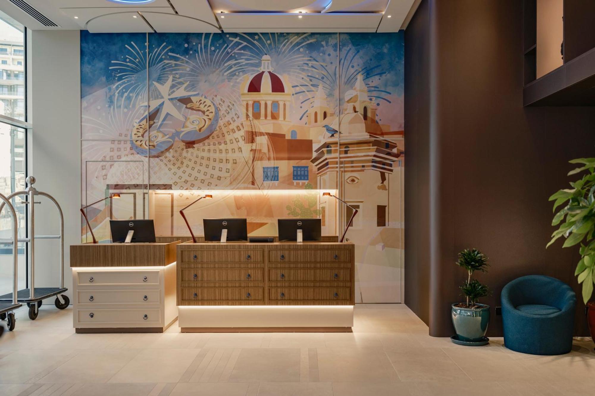 Hotel Hyatt Centric Malta San Ġiljan Exterior foto